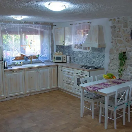 Traditional Stone House St.anton *