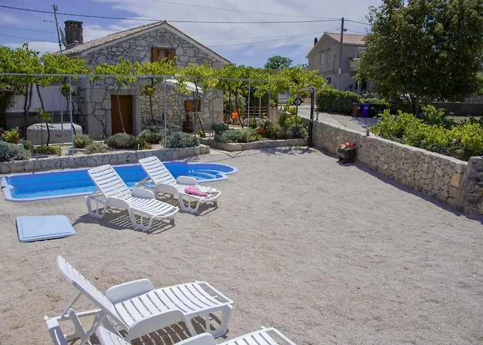 Traditional Stone House St.anton * מאלינסקה