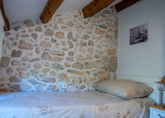 بيت للعطل Traditional Stone House St.anton *
