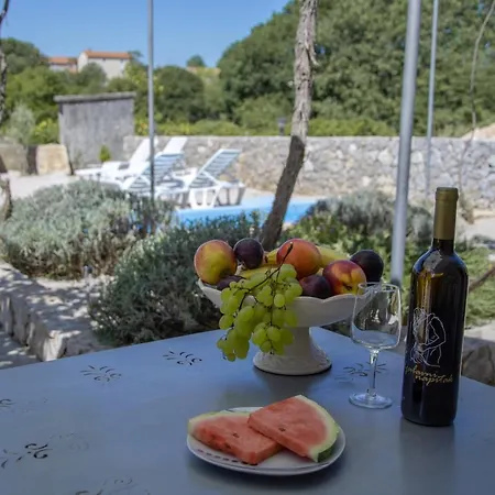 Traditional Stone House St.anton Holiday home Malinska